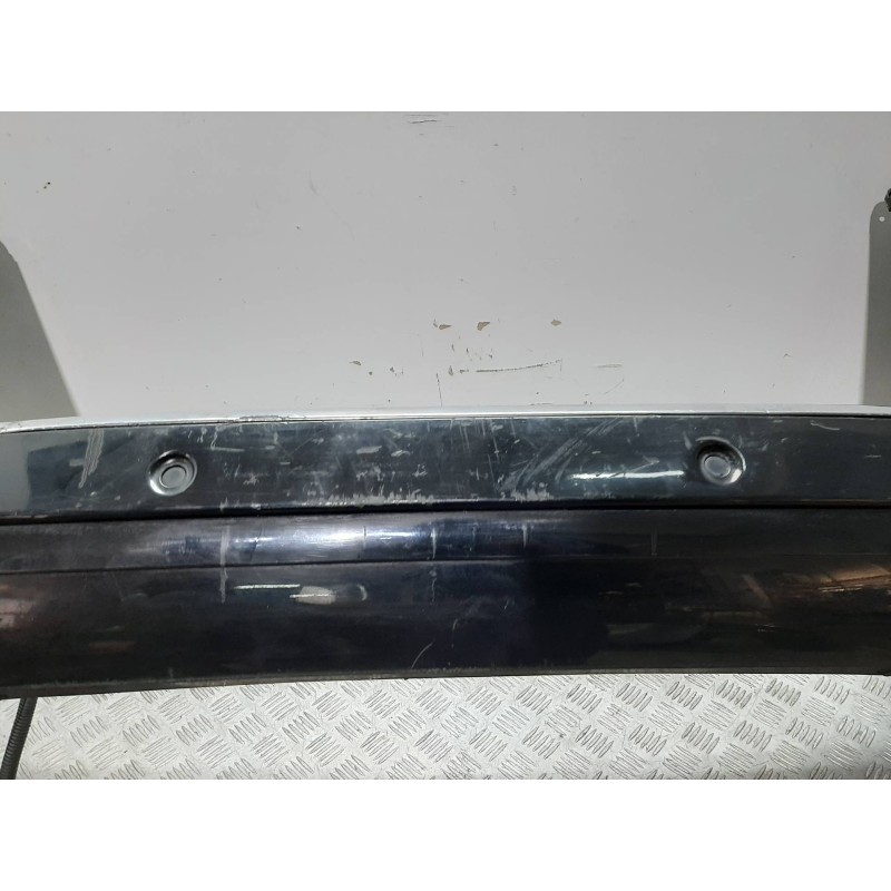 PARAGOLPES TRASERO NEGRO  - imagen 3