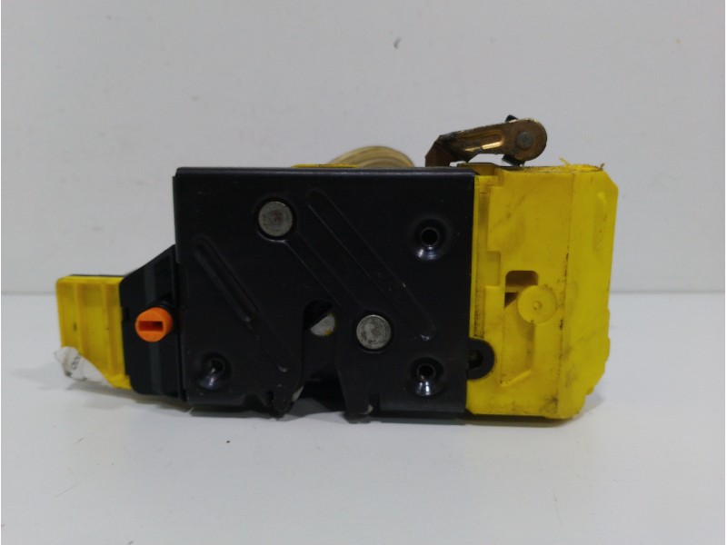 Recambio de cerradura puerta trasera izquierda para volvo s60 berlina 2.4 d referencia OEM IAM   