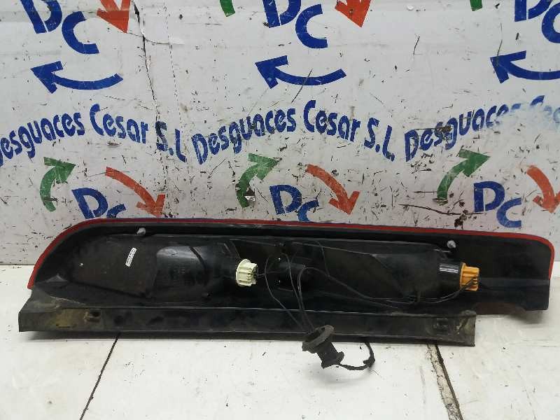 Recambio de piloto trasero derecho para ford focus berlina (cap) ambiente (d) referencia OEM IAM 1420450   Recambio de piloto trasero derecho para ford focus berlina (cap) ambiente (d) referencia OEM IAM 1420450