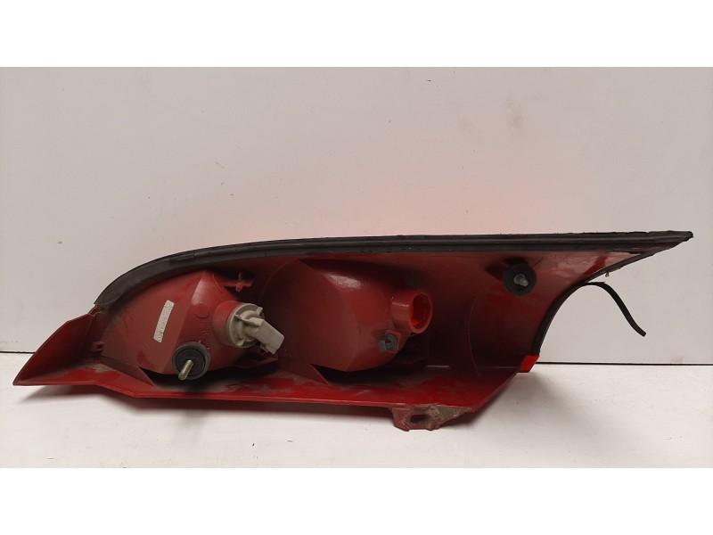 Recambio de piloto trasero derecho para ford focus berlina (cak) ghia referencia OEM IAM   