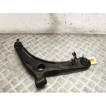 BRAZO SUSPENSION INFERIOR DELANTERO DERECHO 4013A282 