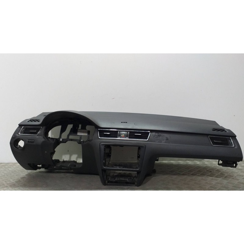 SALPICADERO 5JB857009F  - imagen 1