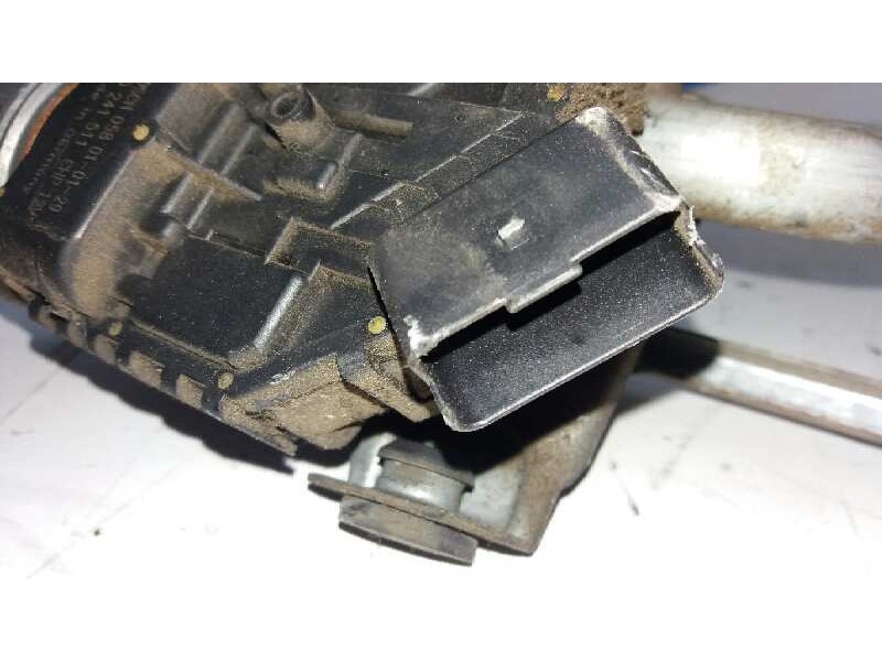 Recambio de motor limpia delantero para renault clio ii fase ii (b/cb0) authentique referencia OEM IAM 8200027621  