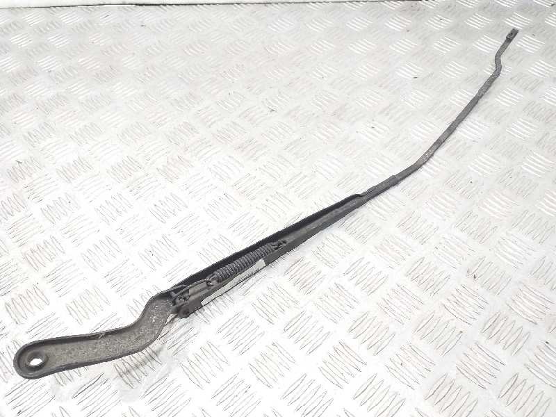 Recambio de brazo limpia delantero derecho para ford fiesta (cbk) ghia referencia OEM IAM 1148281  