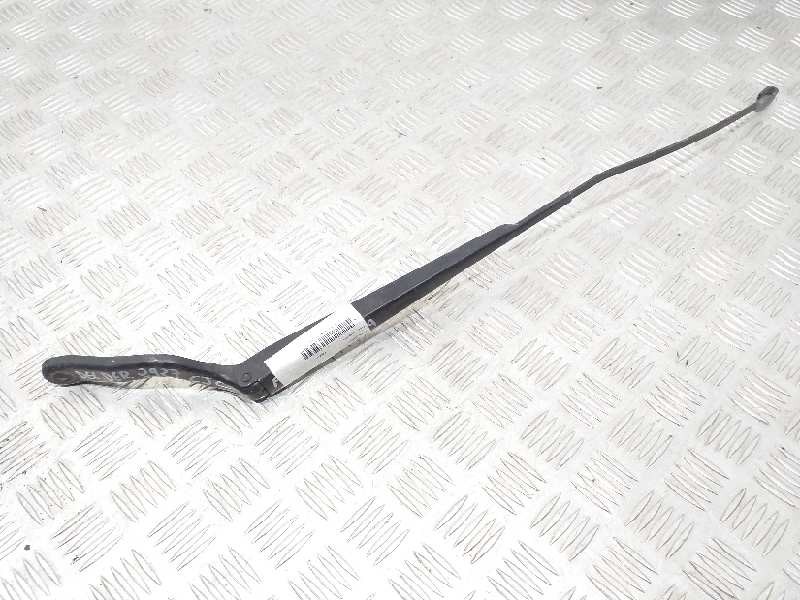 Recambio de brazo limpia delantero derecho para ford fiesta (cbk) ghia referencia OEM IAM 1148281  