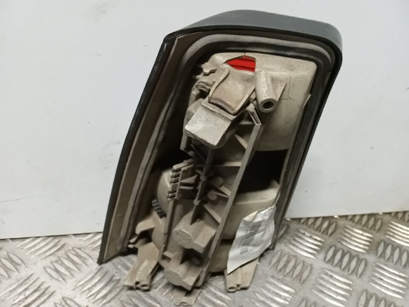 Recambio de piloto trasero izquierdo para opel kadett e cup lim. referencia OEM IAM   