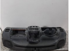 Recambio de salpicadero para opel agila básico referencia OEM IAM 09208111
