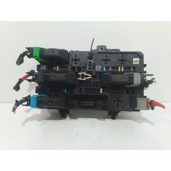 CAJA RELES / FUSIBLES 13222173 5DK008669