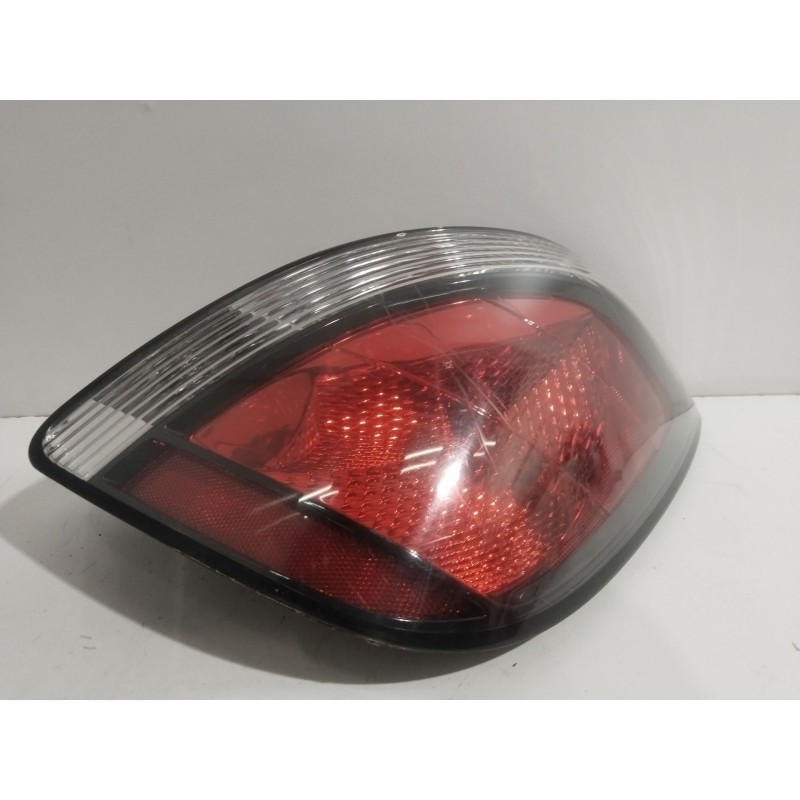 PILOTO TRASERO DERECHO 924021G2  - imagen 1