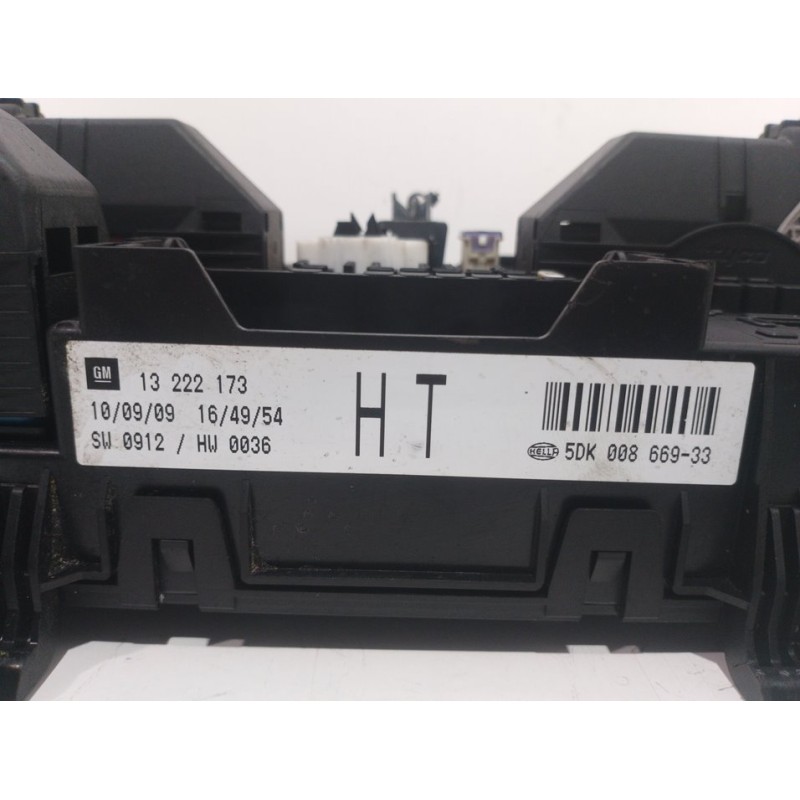 CAJA RELES / FUSIBLES 13222173 5DK008669 - imagen 3