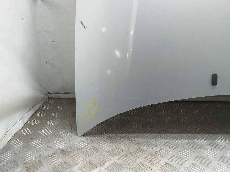 Recambio de capot para seat ibiza referencia OEM IAM PLATA PLATA 