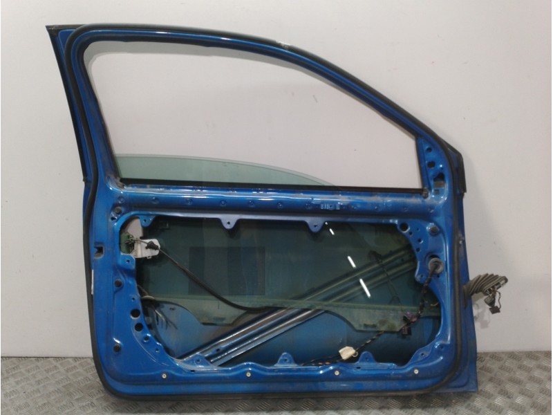 Recambio de puerta delantera izquierda para volkswagen polo (9n1) 1.2 referencia OEM IAM AZUL AZUL 
