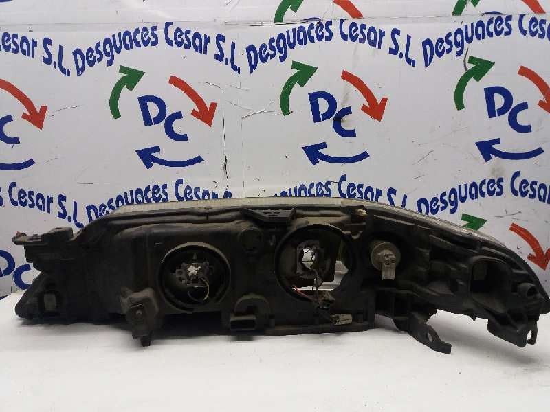 Recambio de faro derecho para renault laguna ii (bg0) confort authentique referencia OEM IAM 7701048931  