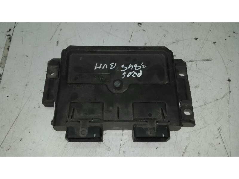 Recambio de centralita motor uce para peugeot 206 berlina xt referencia OEM IAM 9646672880  