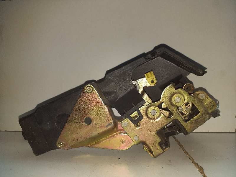 Recambio de cerradura puerta trasera derecha para mitsubishi space star (dg0) 1300 referencia OEM IAM   