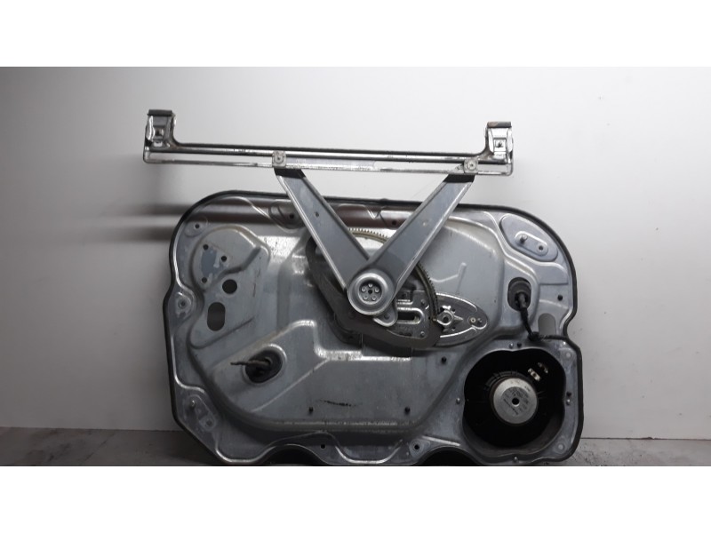 Recambio de elevalunas delantero derecho para ford focus c-max (cap) trend (d) referencia OEM IAM 1738646  