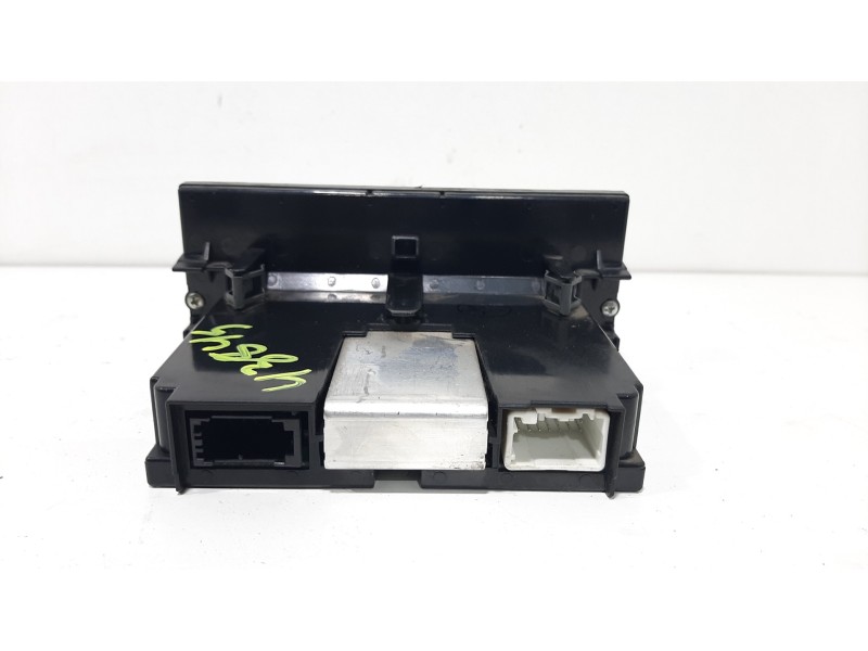 Recambio de pantalla multifuncion para volvo v50 familiar 1.8 kinetic referencia OEM IAM 30679647 69594580 