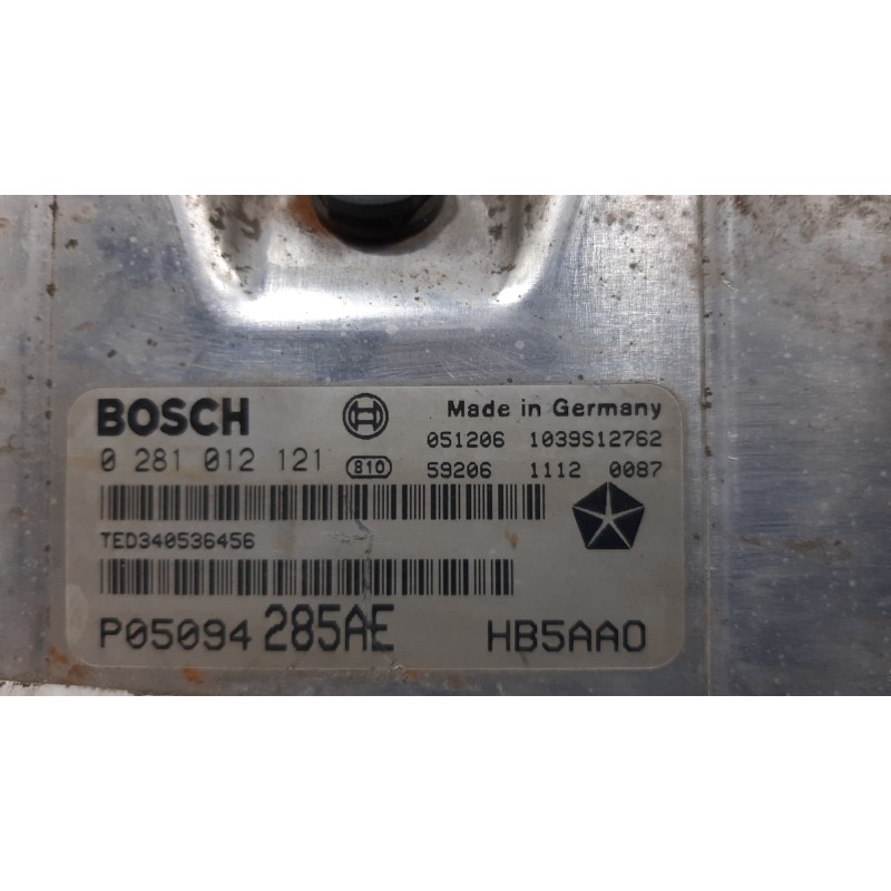Recambio de centralita motor uce para chrysler voyager (rg) 2.8 crd grand voyager limited referencia OEM IAM 0281012121 P0509428