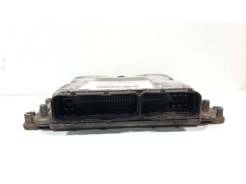 Recambio de centralita motor uce para chrysler voyager (rg) 2.8 crd grand voyager limited referencia OEM IAM 0281012121 P0509428