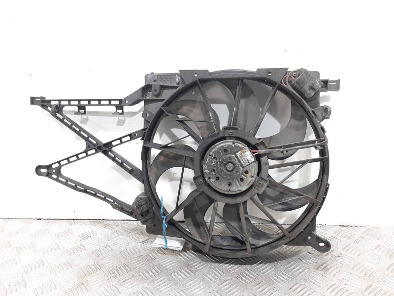 Recambio de electroventilador para opel zafira a club referencia OEM IAM 24431825  