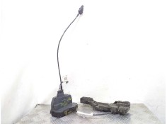 Recambio de cerradura puerta trasera derecha para renault megane ii berlina 5p confort expression referencia OEM IAM 82000277934 2