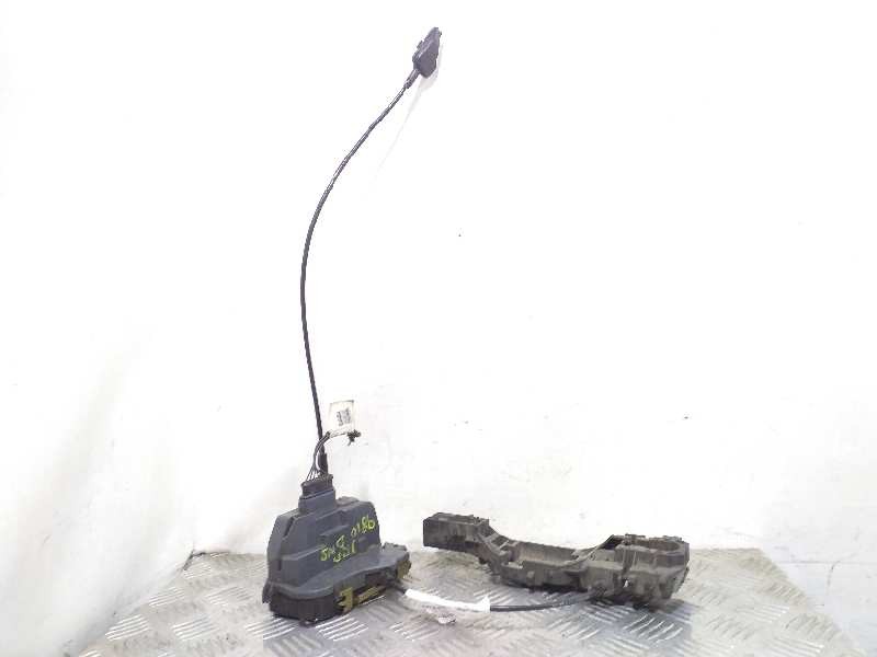 Recambio de cerradura puerta trasera derecha para renault megane ii berlina 5p confort expression referencia OEM IAM 82000277934