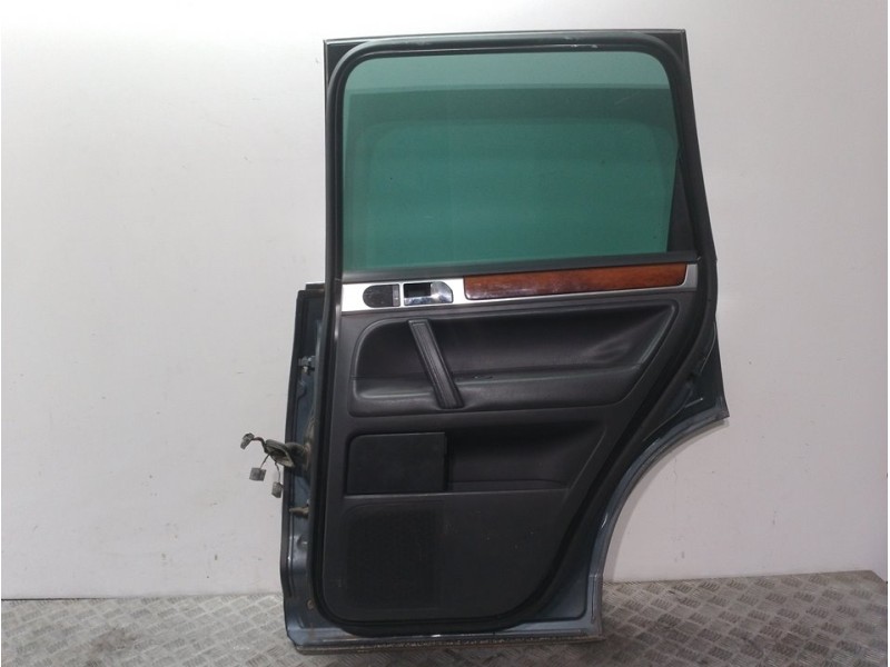 Recambio de puerta trasera derecha para volkswagen touareg (7la) tdi r5 referencia OEM IAM  GRIS 