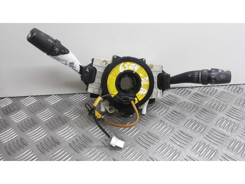 Recambio de mando multifuncion para hyundai trajet (fo) 2.0 gls referencia OEM IAM DH0T0550070  