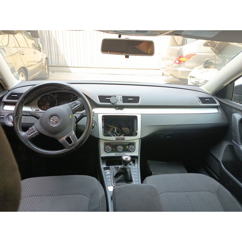 VOLKSWAGEN PASSAT B7 (362) - imagen 4