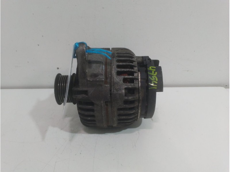 Recambio de alternador para iveco daily combi 29 - l 12 combi referencia OEM IAM 504009978  