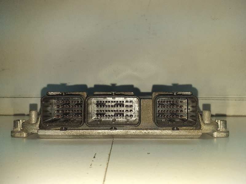 Recambio de centralita motor uce para peugeot 307 (s1) xs referencia OEM IAM 0281010935 9646149880 