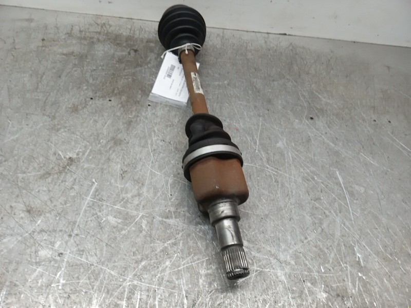 Recambio de transmision delantera izquierda para volvo v50 familiar 1.8 kinetic referencia OEM IAM T050621  