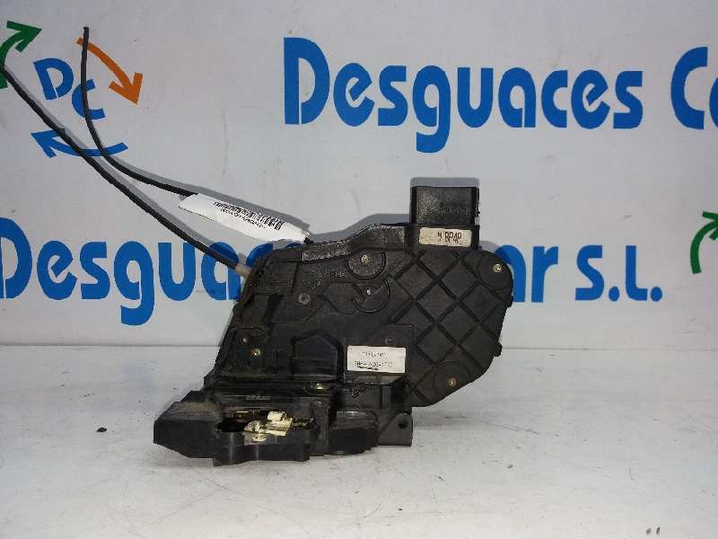 Recambio de cerradura puerta trasera derecha para mazda 3 berlina (bk) 1.6 crdt active referencia OEM IAM   