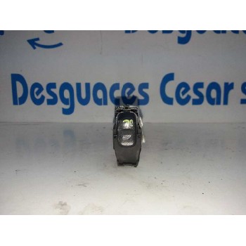 MANDO ELEVALUNAS DELANTERO DERECHO 
