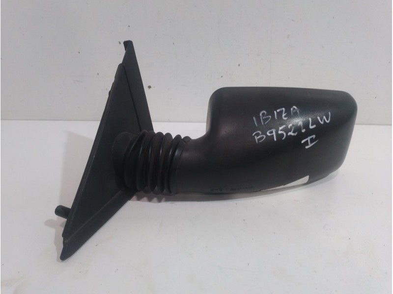 Recambio de retrovisor izquierdo para seat ibiza crono referencia OEM IAM  NEGRO MANUAL
