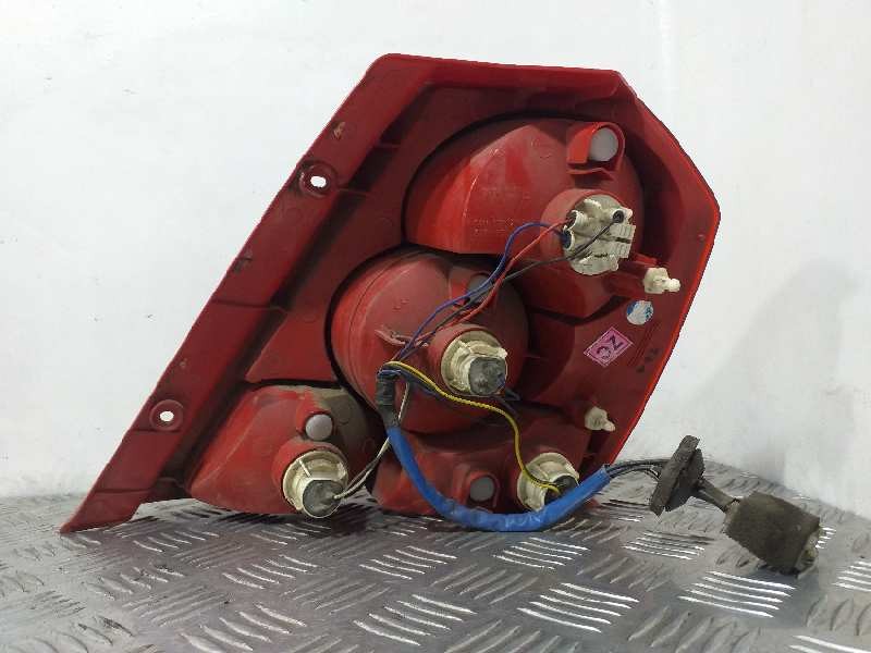 Recambio de piloto trasero izquierdo para daewoo kalos 1.4 se referencia OEM IAM 96540268  