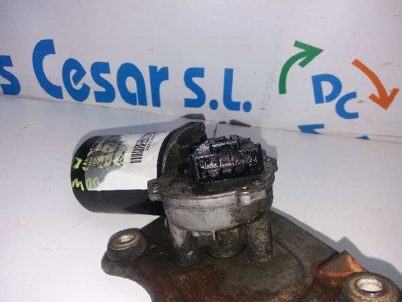 Recambio de motor limpia delantero para chrysler jeep cherokee (xj) 2.5 td referencia OEM IAM   