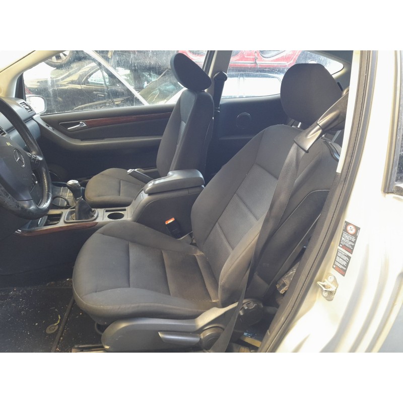 MERCEDES-BENZ CLASE A (W169) - imagen 4