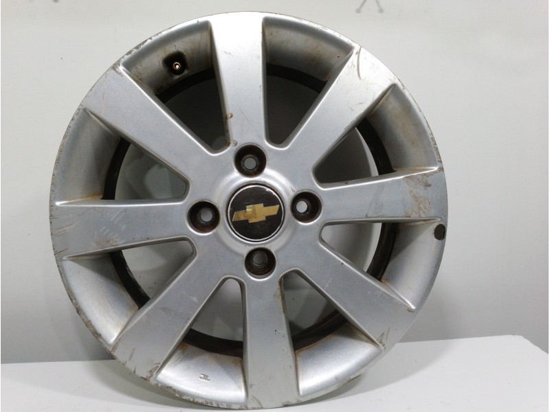 Recambio de llanta para chevrolet aveo ls referencia OEM IAM 95905458  