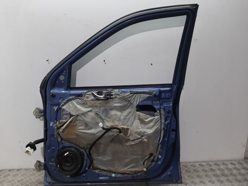 Recambio de puerta delantera derecha para hyundai santa fe (sm) 2.4 gls referencia OEM IAM 7600426111  