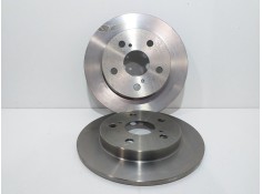 Recambio de disco freno trasero derecho para toyota auris 1.3 16v cat referencia OEM IAM 1642770380  