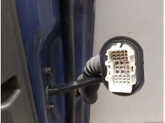 Recambio de puerta delantera izquierda para hyundai santa fe (sm) 2.4 gls referencia OEM IAM 7600326111 AZUL  2