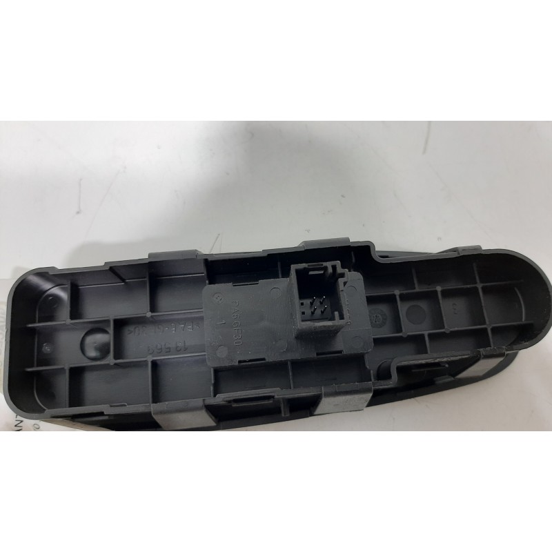 MANDO ELEVALUNAS DELANTERO DERECHO 96639377ZD  - imagen 2