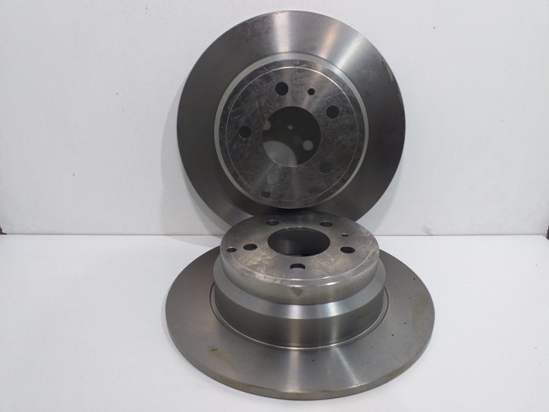 Recambio de disco freno trasero derecho para volvo c70 coupe 2.0 turbo cat referencia OEM IAM 1642771780  