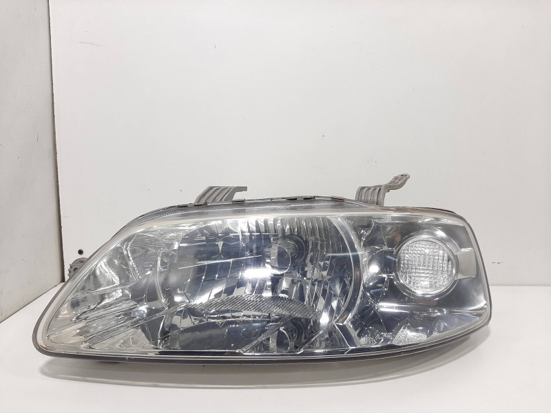 Recambio de faro izquierdo para chevrolet kalos 1.4 se referencia OEM IAM   
