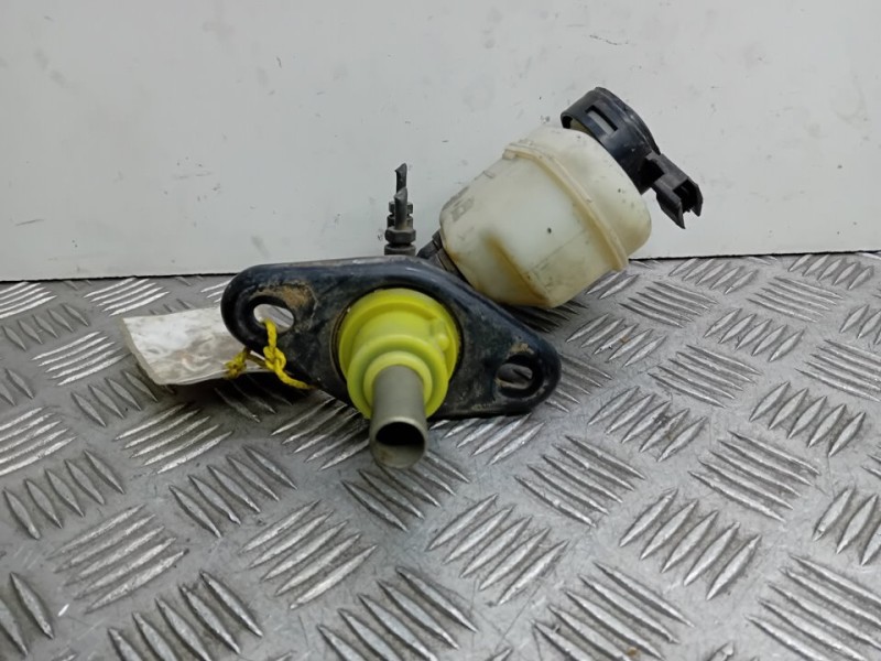 Recambio de bomba freno para mg serie 200 (rf) 220 d (3-ptas.) referencia OEM IAM SJC100300  