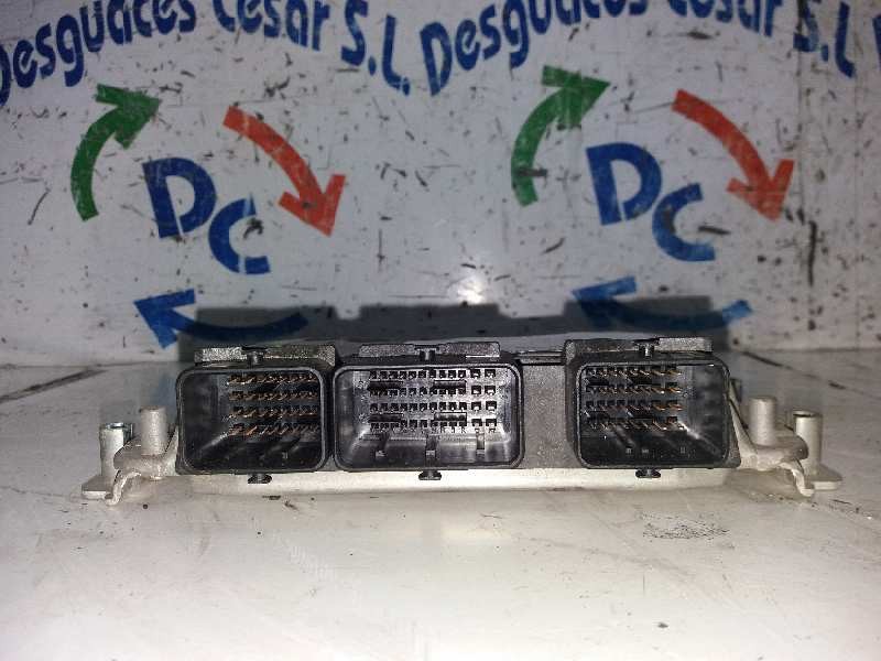 Recambio de centralita motor uce para peugeot 307 (s1) xr referencia OEM IAM 0261206943  