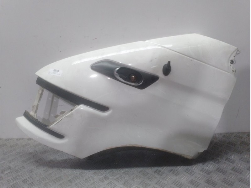 Recambio de aleta delantera izquierda para renault master kofferaufbau l3h1 3,5t referencia OEM IAM  BLANCO 