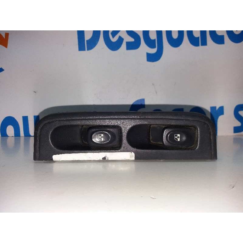 Recambio de mando elevalunas delantero izquierdo para renault clio ii fase i (b/cbo) 1.2 limited (b/cboa/f) referencia OEM IAM  