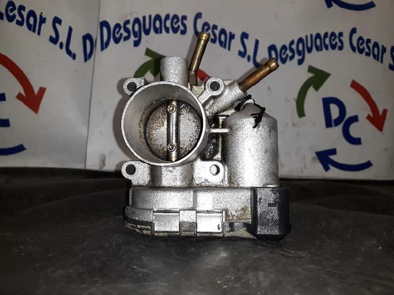 Recambio de caja mariposa para seat cordoba berlina (6k2) stella referencia OEM IAM 028075093  